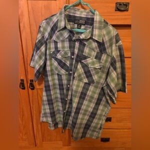 Casual Green and Blue Plaid Button-Down Shirt
